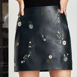 Zara Faux Leather Skirt, Size XS